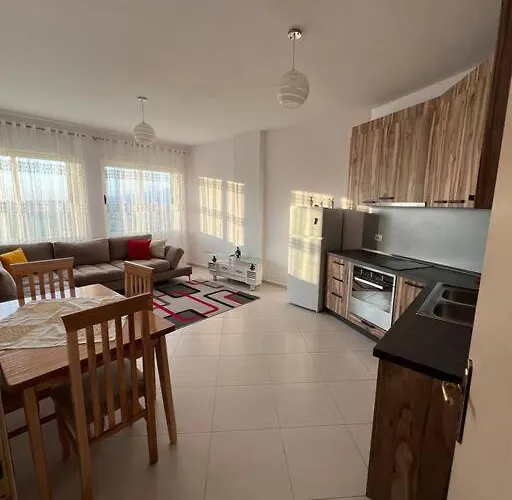 Asli's Comfy ティラナ